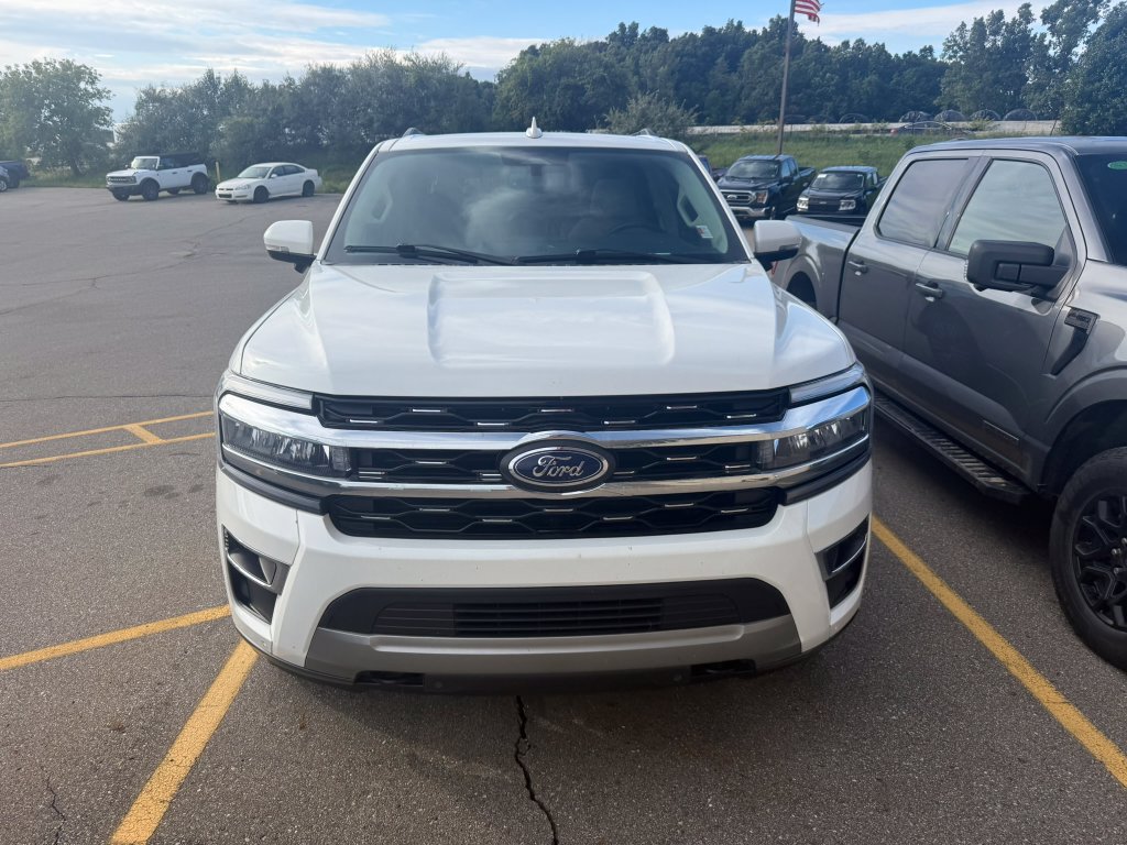 Certified 2023 Ford Expedition Max Limited AWD/4WD image 2