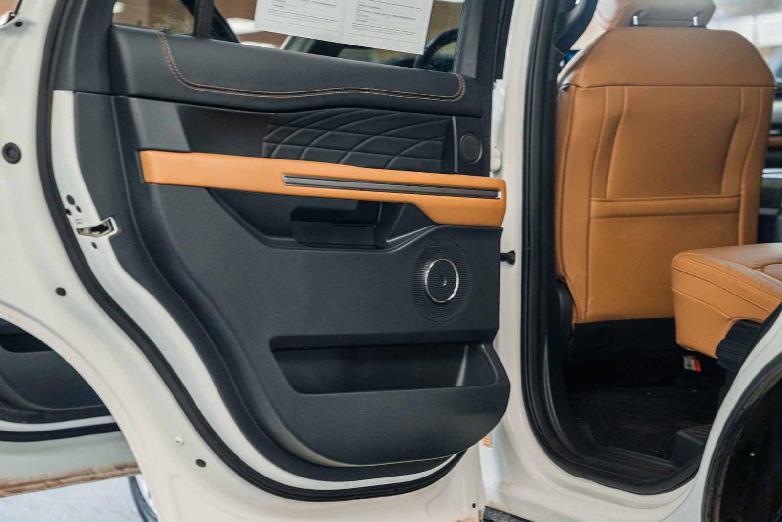 Certified 2022 Ford Expedition Platinum image 48