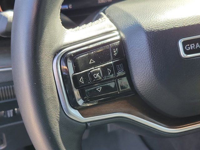 Used 2023 Jeep Grand Wagoneer Base w/ Flexible Seating Group image 26