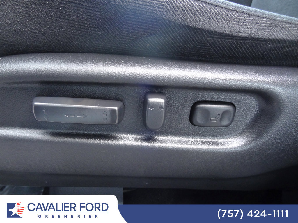 Used 2022 Honda Pilot Sport image 6