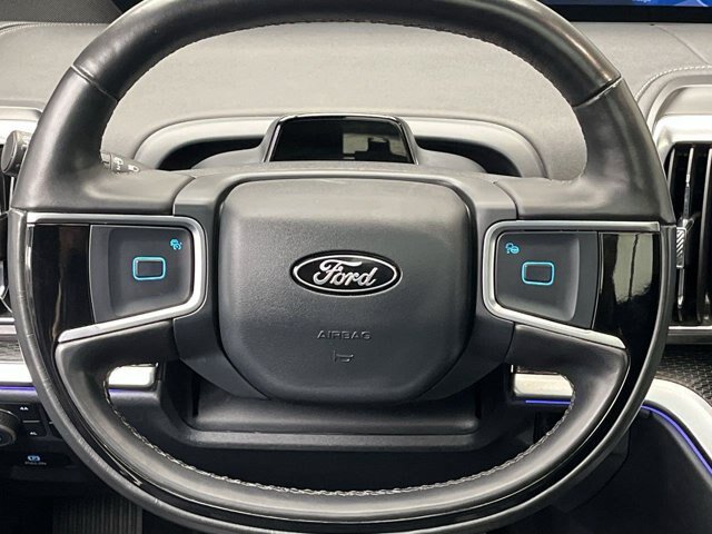 Certified 2025 Ford Expedition Max Platinum w/ Stealth Appearance Package AWD/4WD image 18