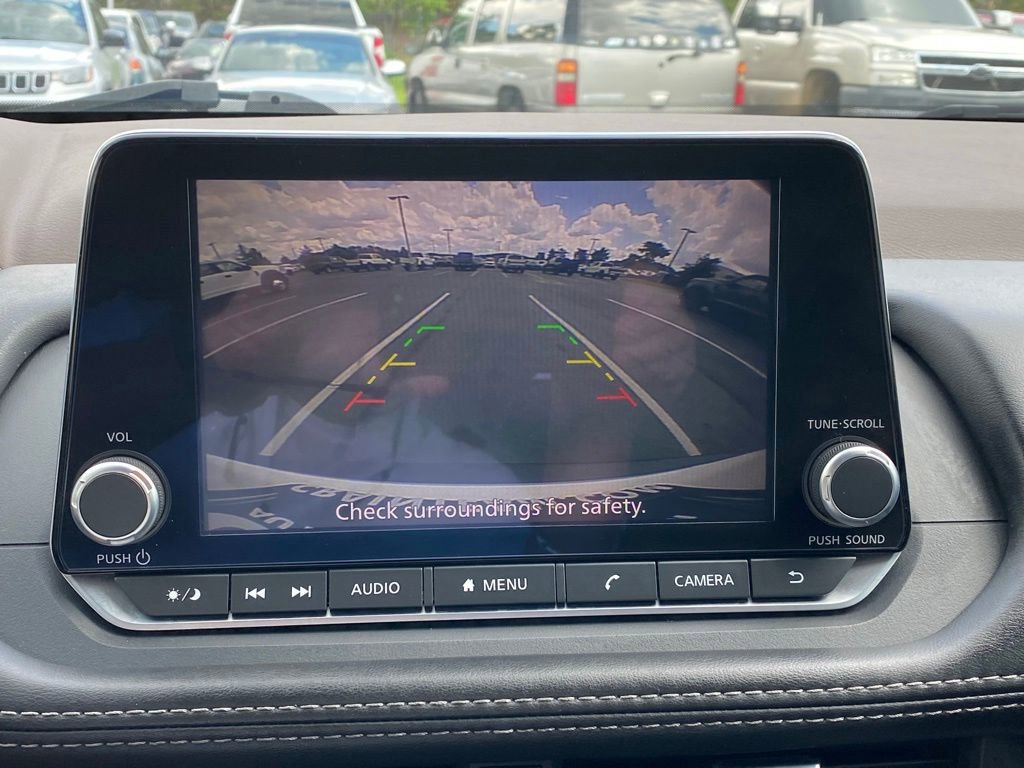 Used 2023 Nissan Rogue S FWD image 16