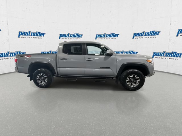 Used 2021 Toyota Tacoma TRD Off-Road w/ Blackout Package (TMS) AWD/4WD image 13
