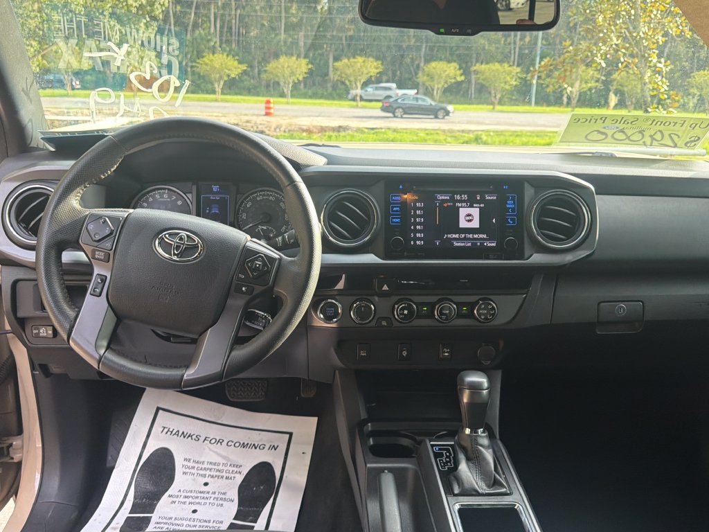 Used 2017 Toyota Tacoma TRD Off-Road w/ Tow Package (A/T) AWD/4WD image 7