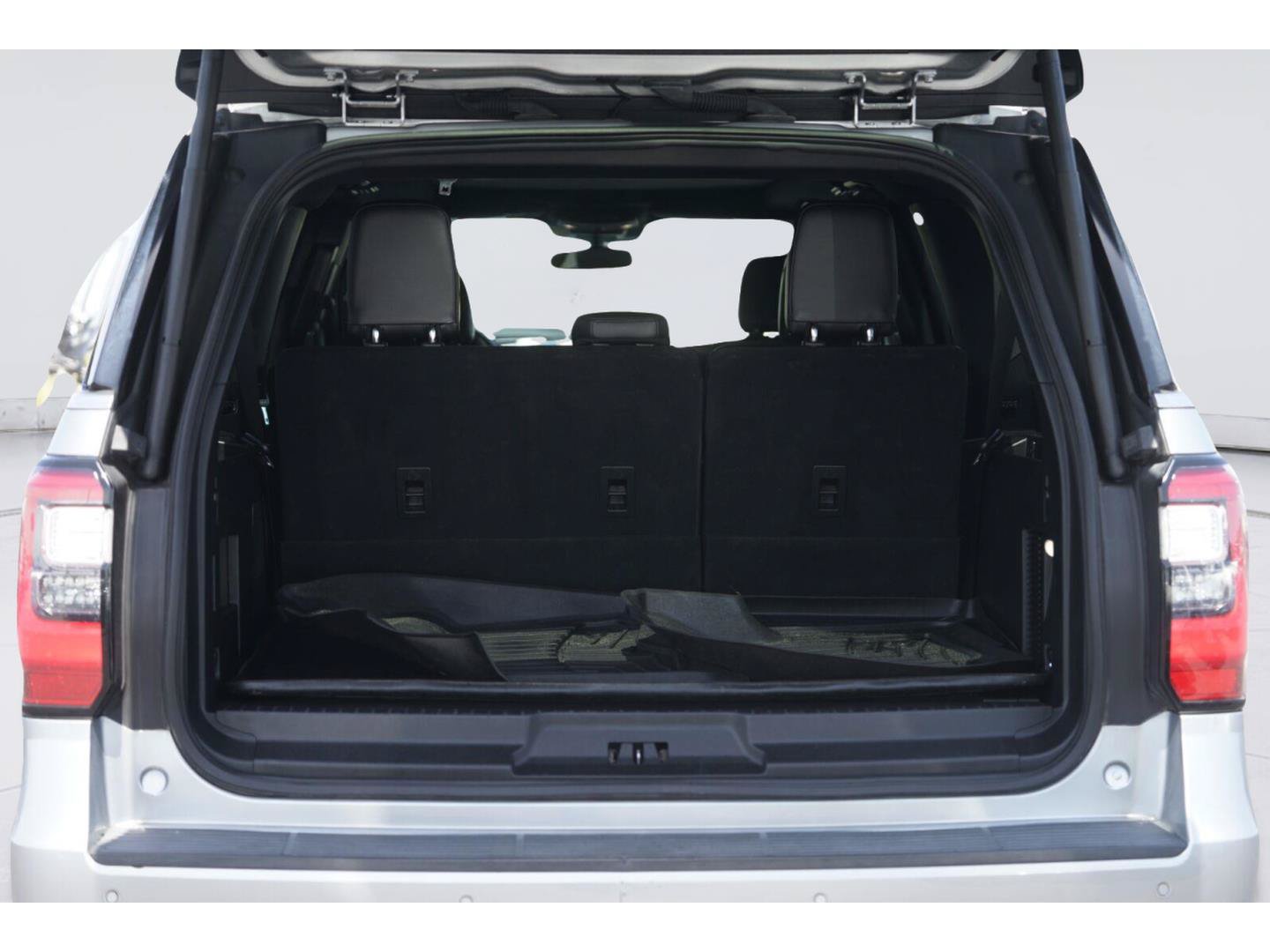 Certified 2021 Ford Expedition Max Limited RWD image 34