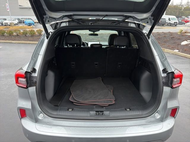 Certified 2023 Ford Escape ST-Line w/ Tech Pack #1 image 31