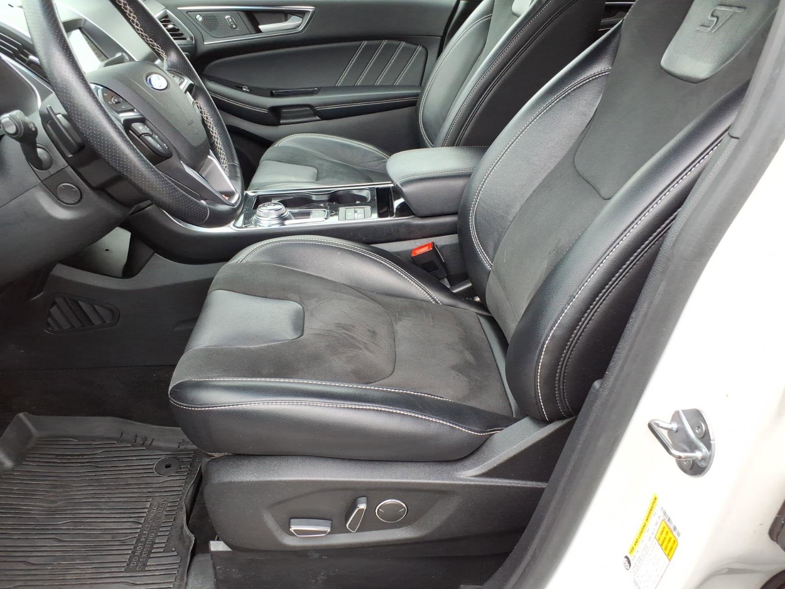 Certified 2019 Ford Edge ST w/ Equipment Group 401A image 13