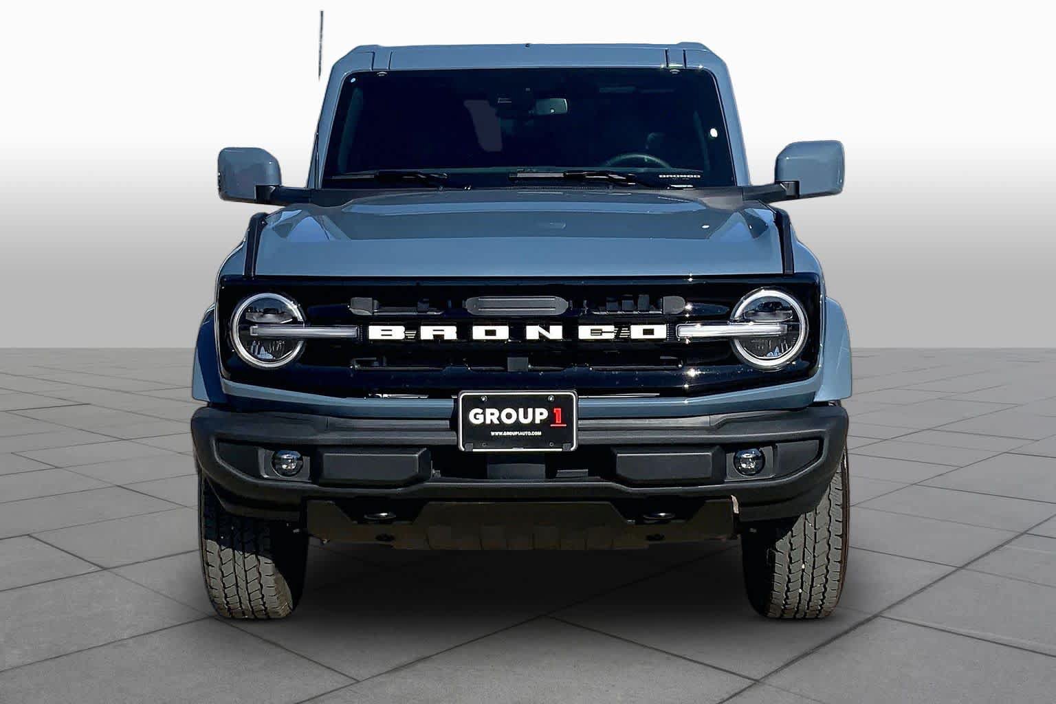 Certified 2025 Ford Bronco Outer Banks AWD/4WD image 4