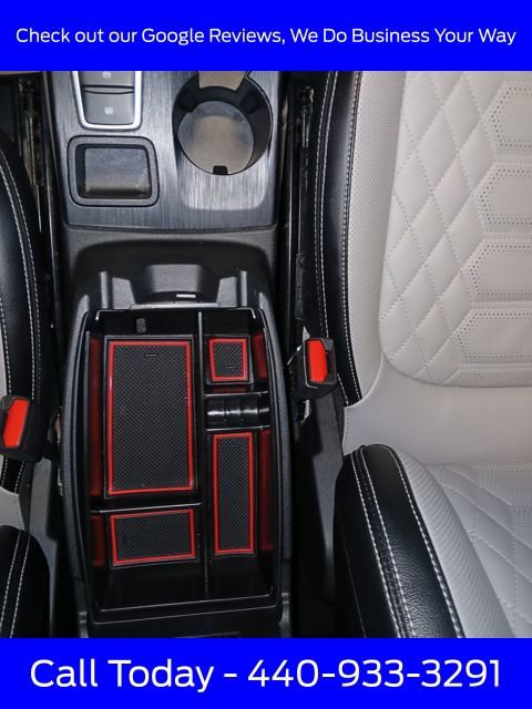 Certified 2023 Ford Escape Platinum w/ Premium Technology Package image 30