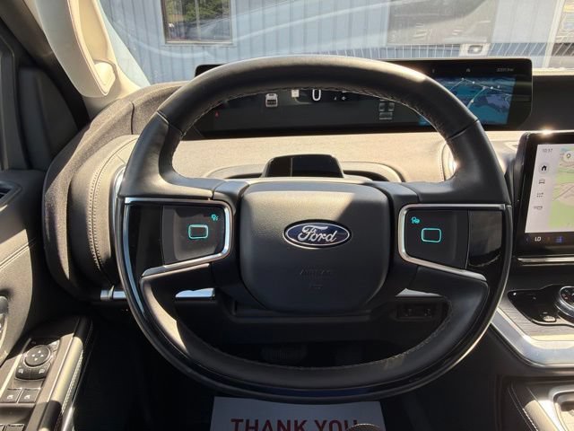 Certified 2025 Ford Expedition Platinum AWD/4WD image 30