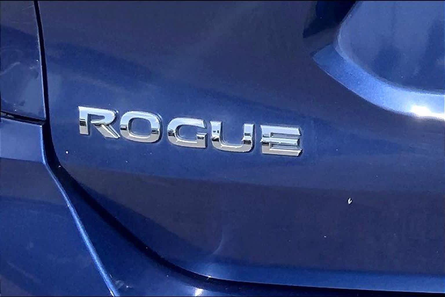 Used 2018 Nissan Rogue SV FWD image 31