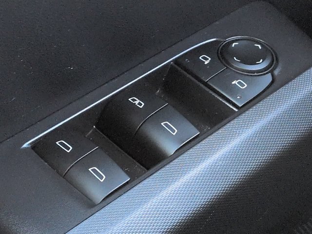 Used 2023 Chevrolet Colorado LT w/ LT Convenience Package RWD image 30
