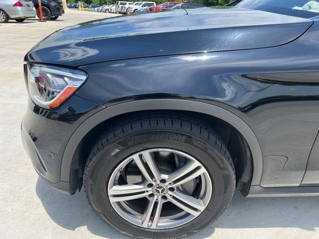 Used 2022 Mercedes-Benz GLC 300 image 4