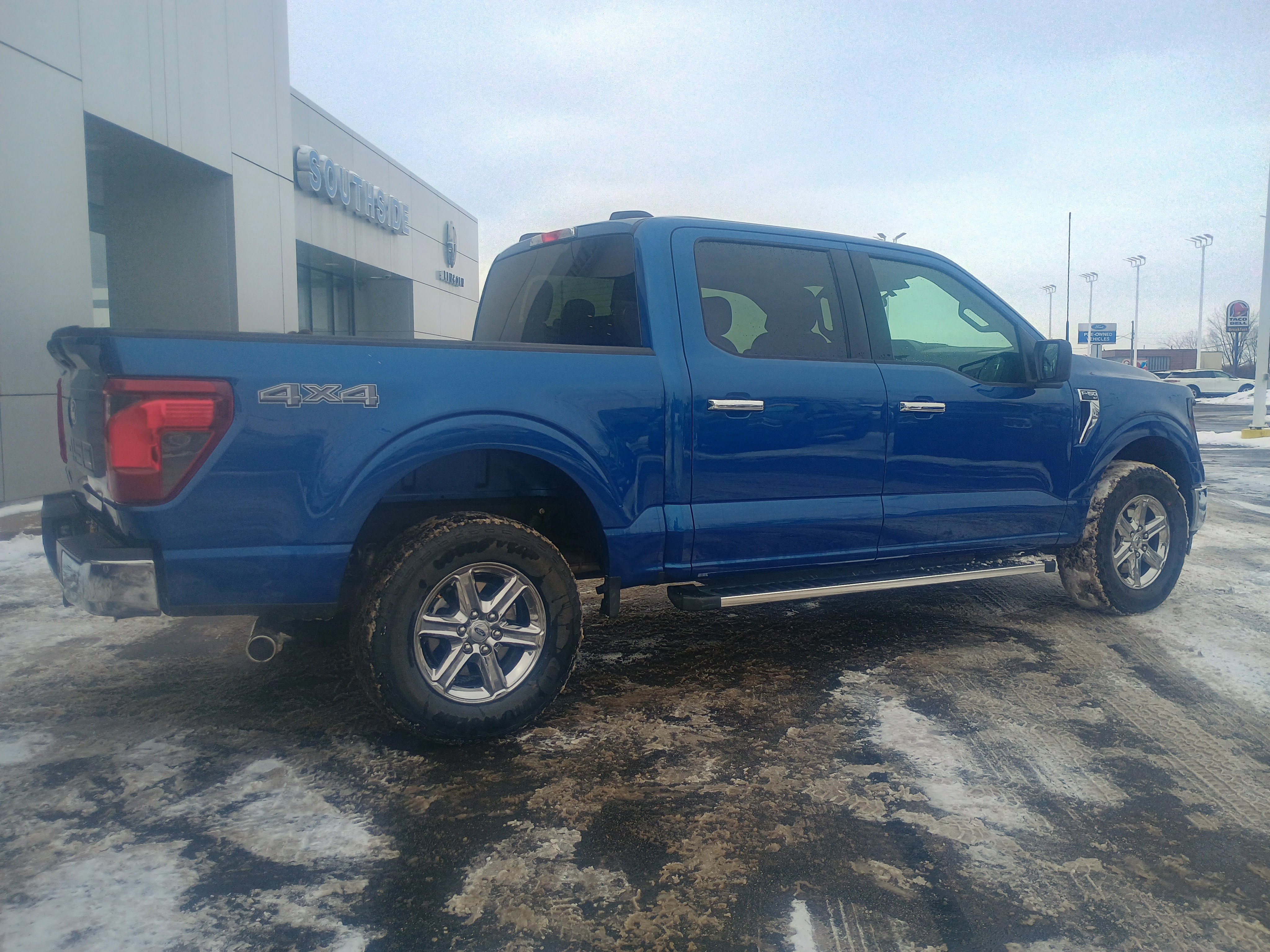 Certified 2025 Ford F150 XLT w/ Equipment Group 301A Standard image 4