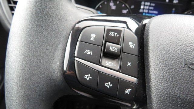 Certified 2022 Ford Escape SE w/ SE Sport Appearance Package image 23