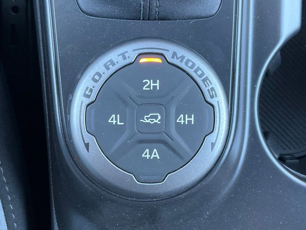 Certified 2024 Ford Bronco Black Diamond w/ Sasquatch Package image 80