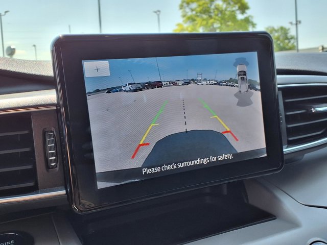 Certified 2023 Ford Explorer XLT w/ Equipment Group 202A AWD/4WD image 9