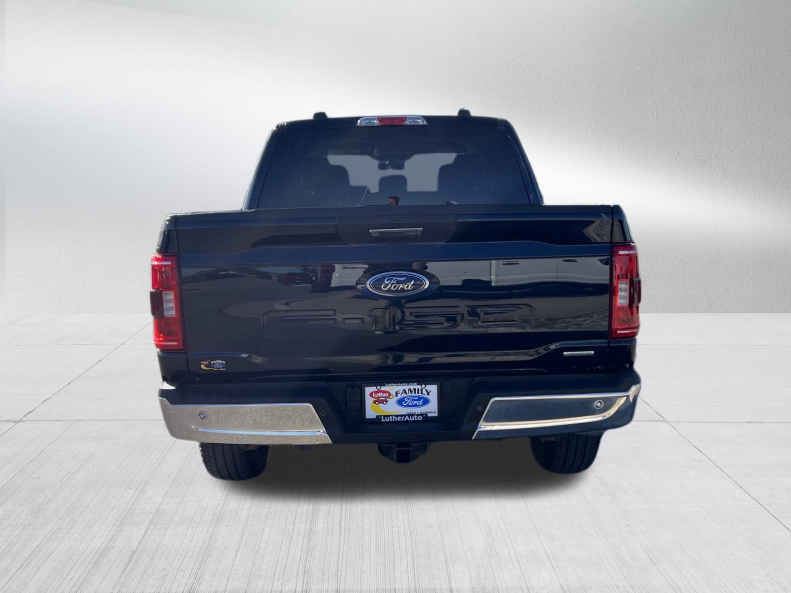 Certified 2022 Ford F150 XLT w/ Equipment Group 301A Mid image 4