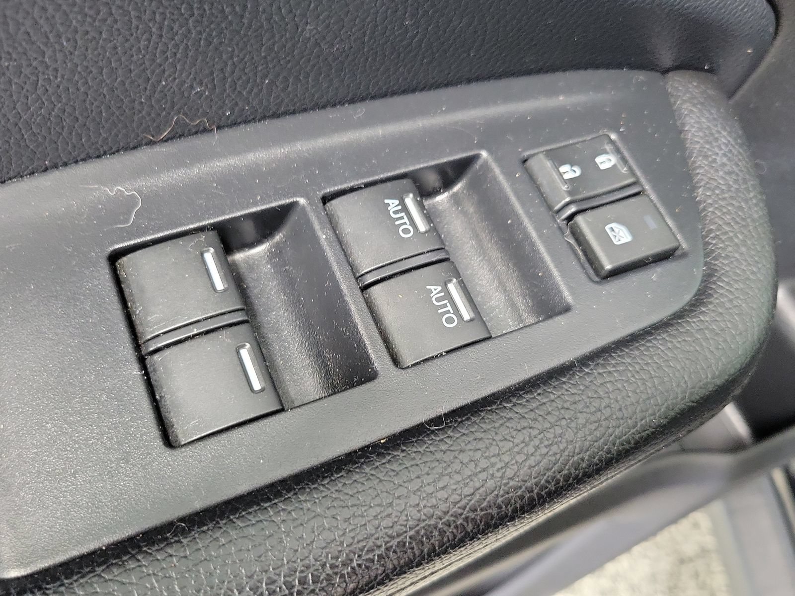 Used 2020 Honda Pilot Elite image 13