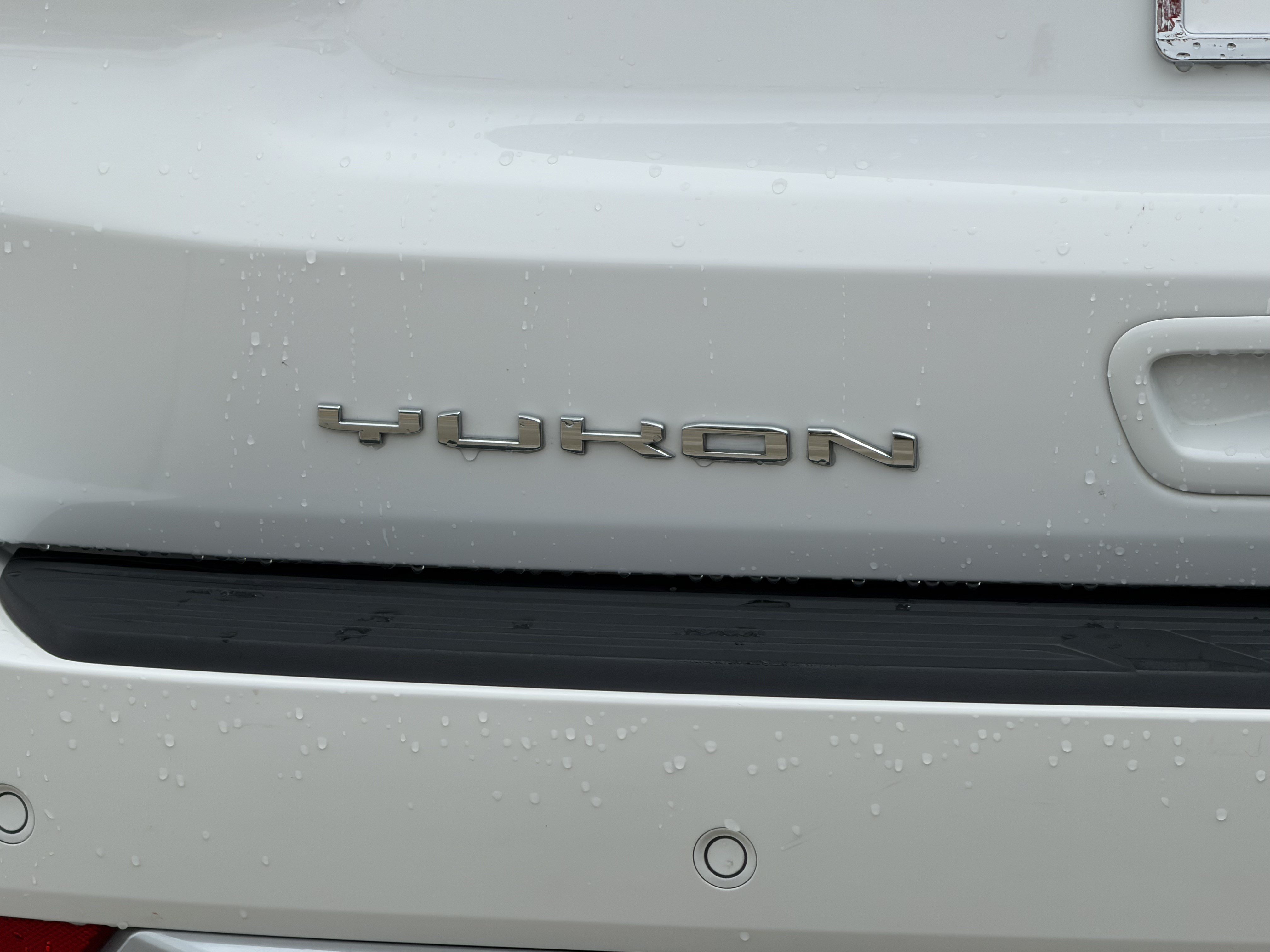 Used 2025 GMC Yukon XL Denali AWD/4WD image 10