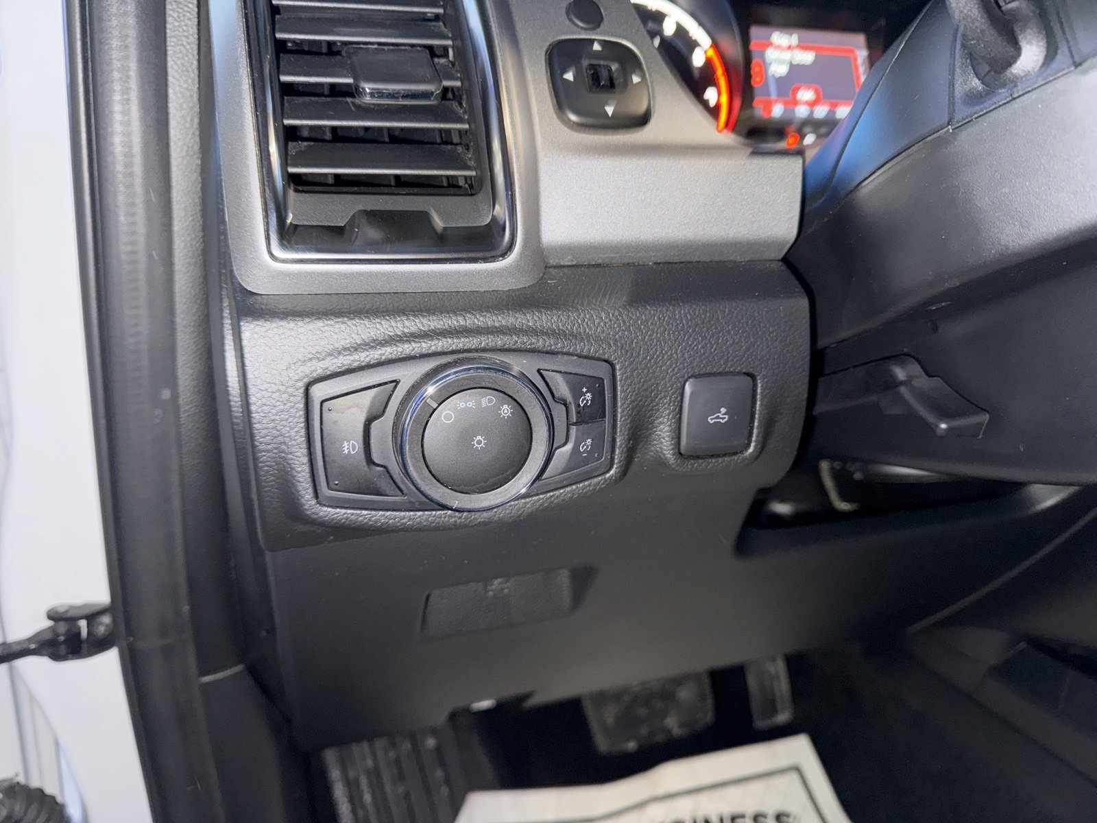 Certified 2023 Ford Ranger XLT w/ Equipment Group 301A Mid image 27