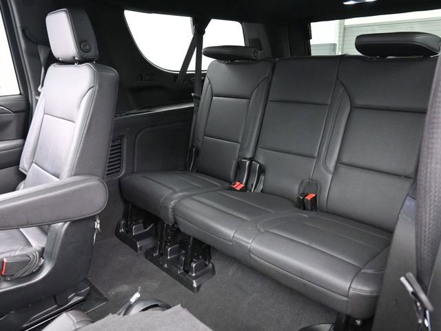Used 2023 Chevrolet Suburban Z71 w/ Luxury Package image 29