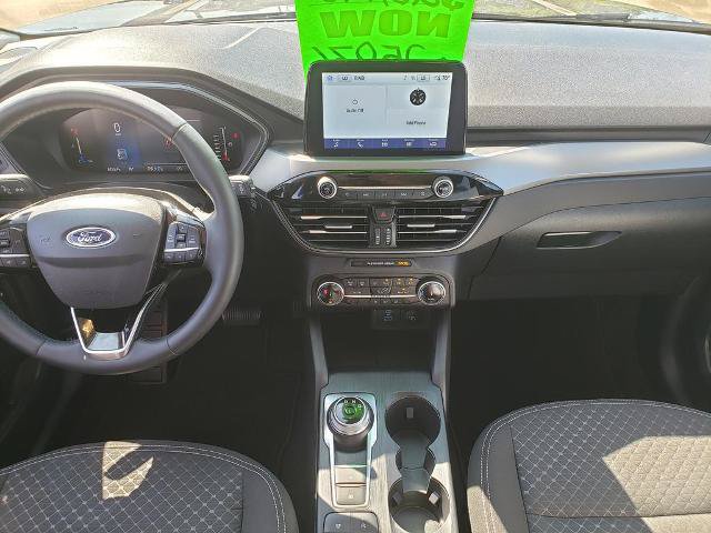 Certified 2023 Ford Escape Active AWD/4WD image 14