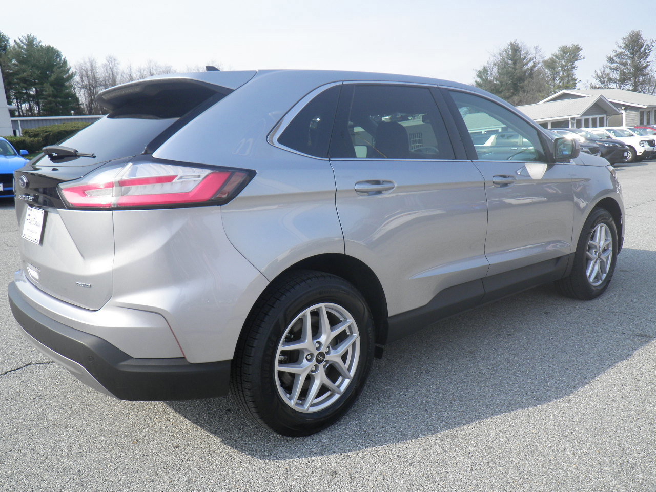 Certified 2024 Ford Edge SEL image 5