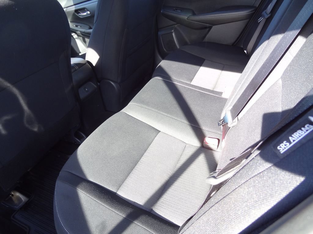 Used 2023 Nissan Sentra SV image 7