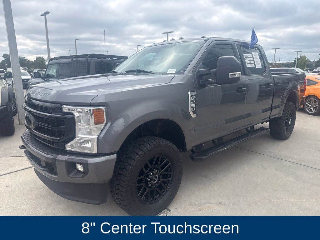 Certified 2022 Ford F250 XLT w/ Black Appearance Package AWD/4WD image 3