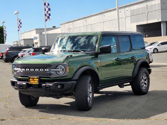 Certified 2025 Ford Bronco Badlands AWD/4WD image 8