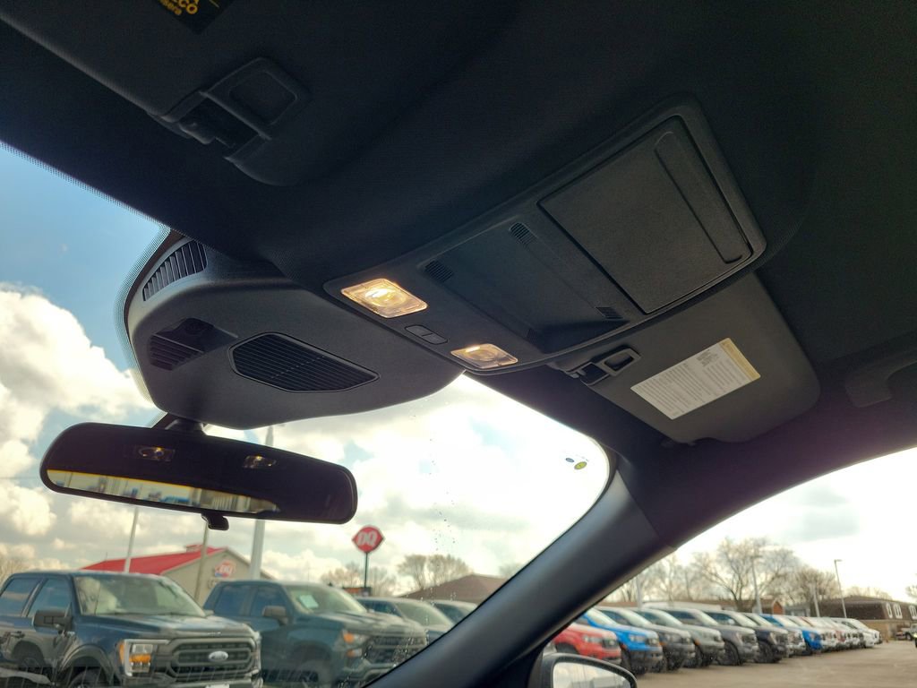 Certified 2025 Ford Escape ST-Line image 30