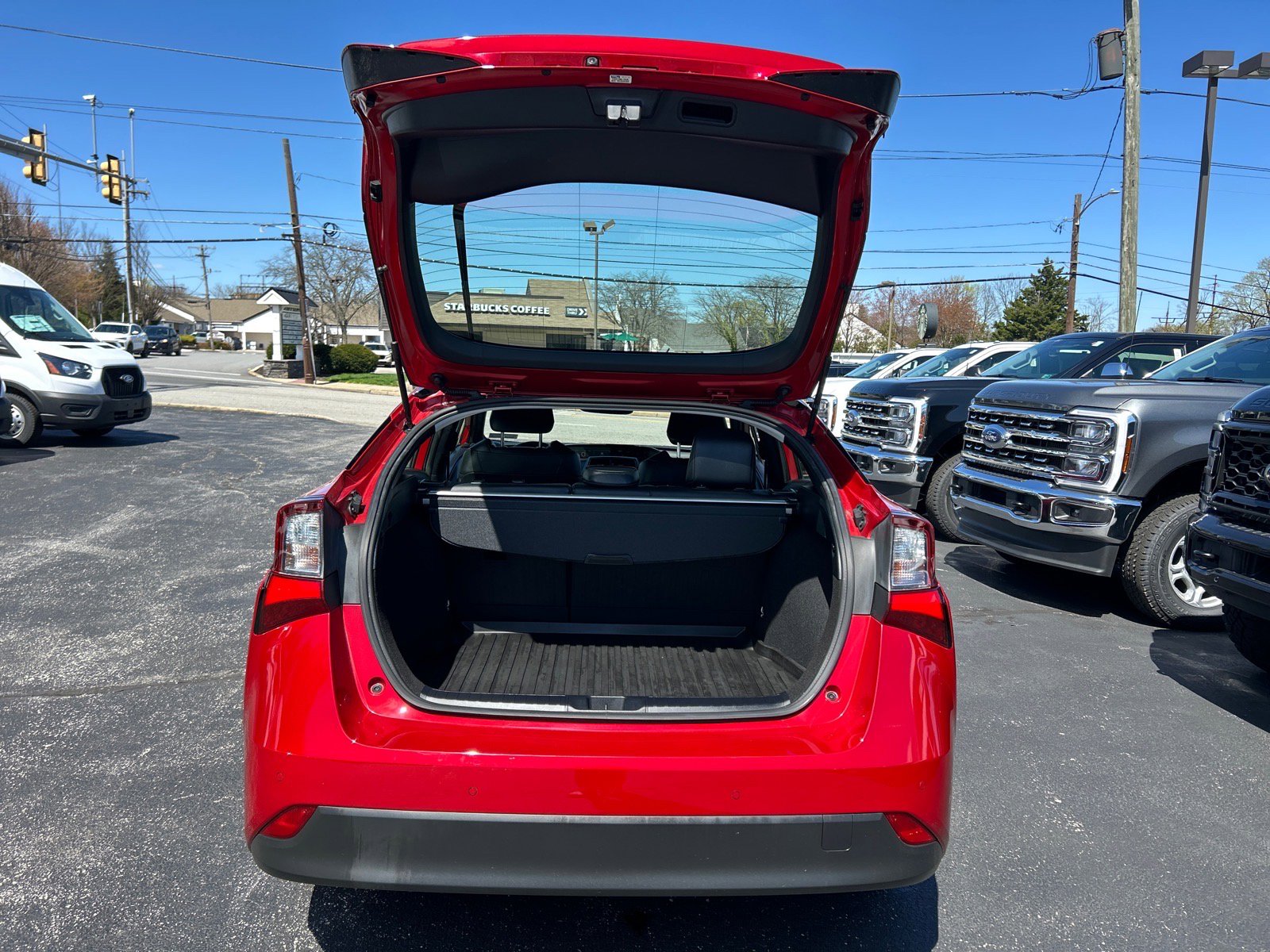 Used 2021 Toyota Prius FWD image 14