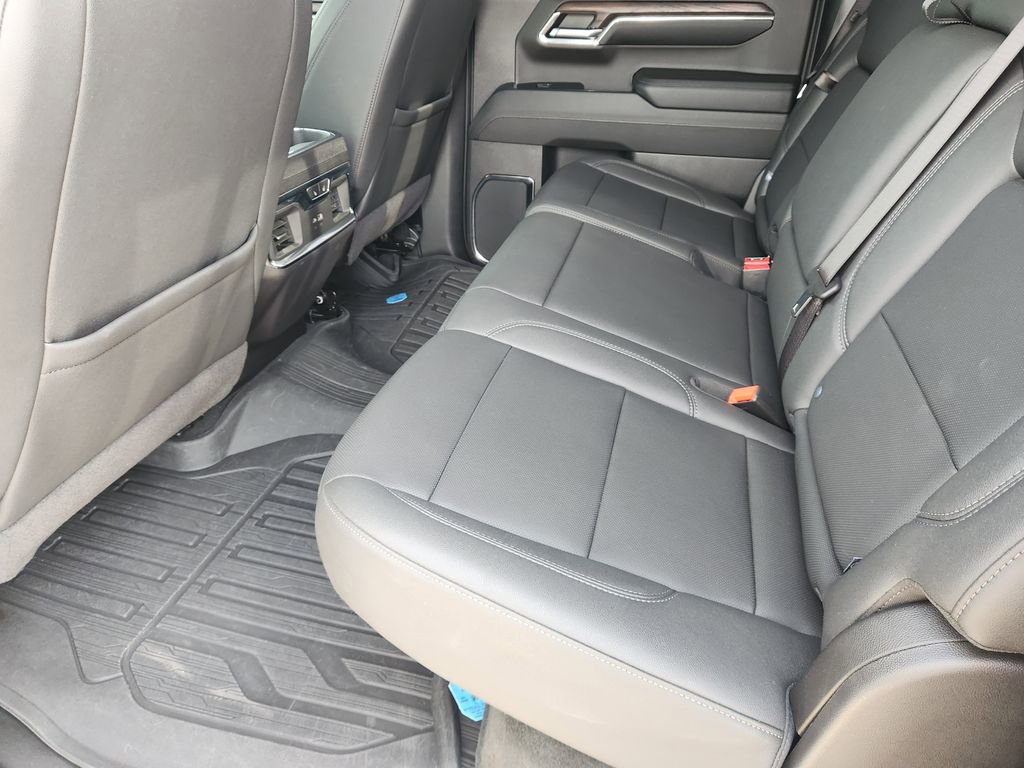 Used 2024 GMC Sierra 1500 SLT image 28