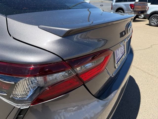 Used 2021 Toyota Camry SE w/ Audio Upgrade Package FWD image 8