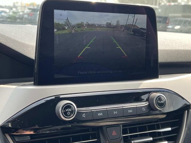 Certified 2022 Ford Escape SE w/ Cold Weather Package AWD/4WD image 21