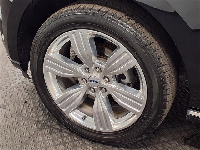 Certified 2022 Ford Expedition Platinum image 32