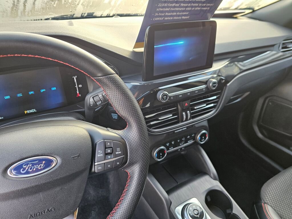 Certified 2025 Ford Escape ST-Line image 22