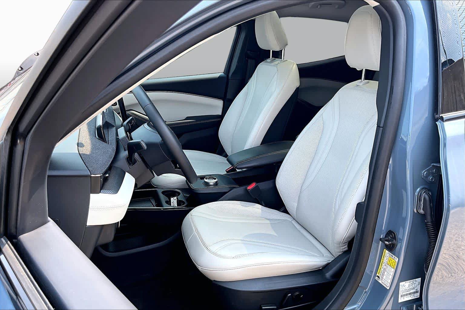 Certified 2023 Ford Mustang Mach-E Premium RWD image 9