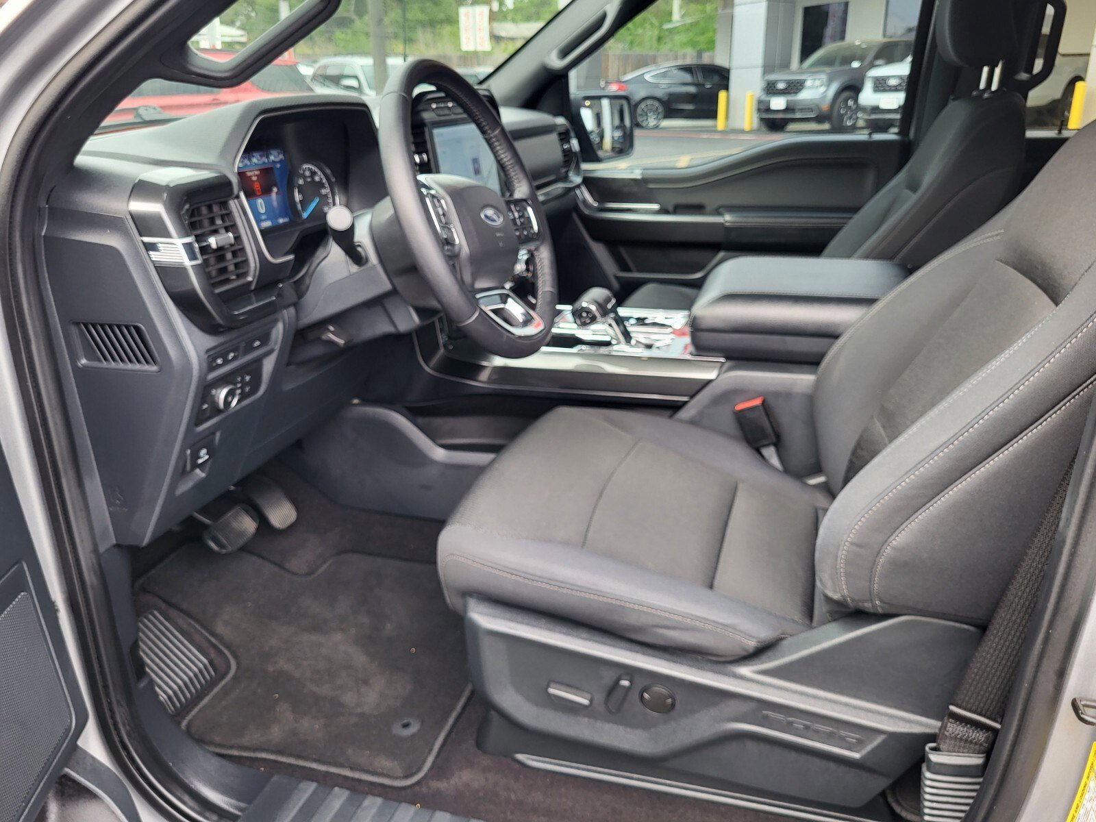 Certified 2022 Ford F150 XLT w/ Equipment Group 302A High image 20