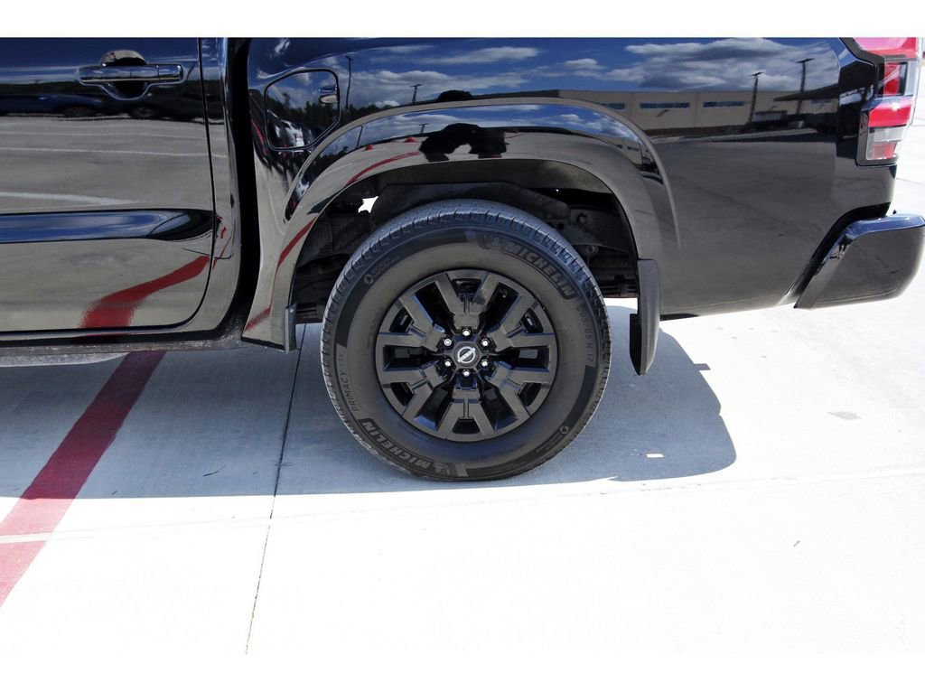 Used 2024 Nissan Frontier SV w/ SV Convenience Package image 31
