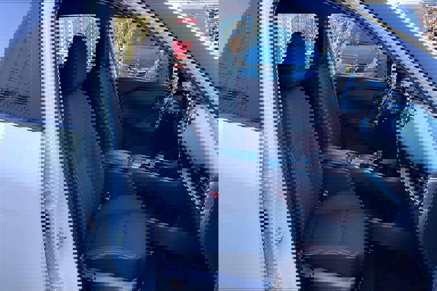 Used 2024 Nissan Rogue S image 11