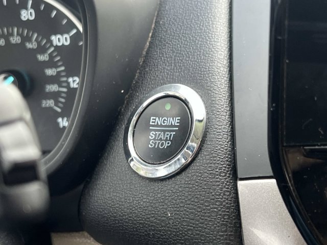 Certified 2019 Ford EcoSport SE w/ SE Convenience Package FWD image 29