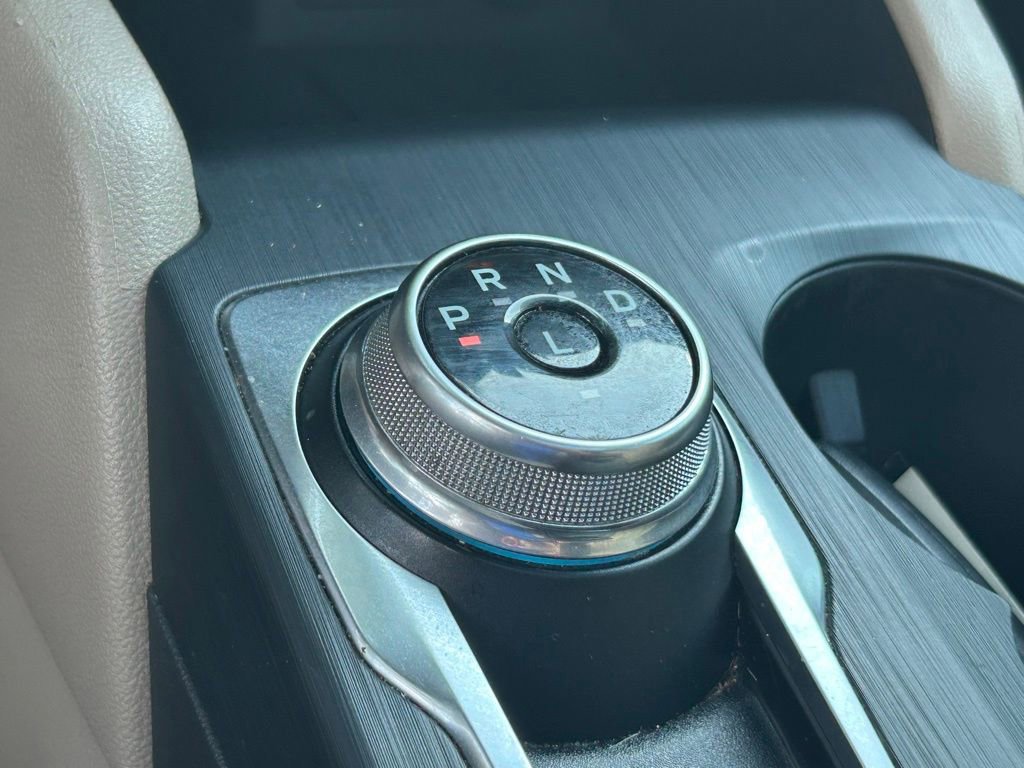 Certified 2022 Ford Escape SEL FWD image 17