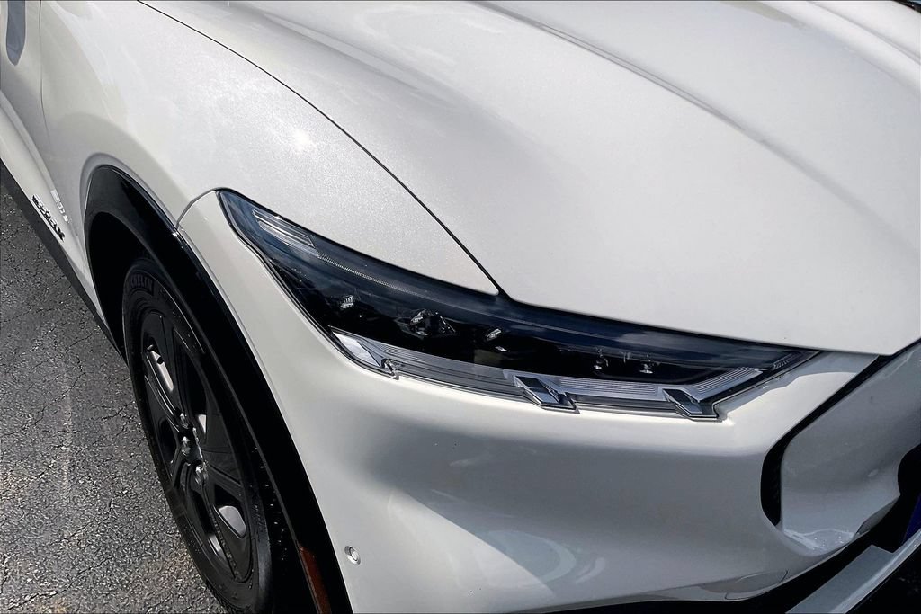 Certified 2021 Ford Mustang Mach-E California Route 1 RWD image 28