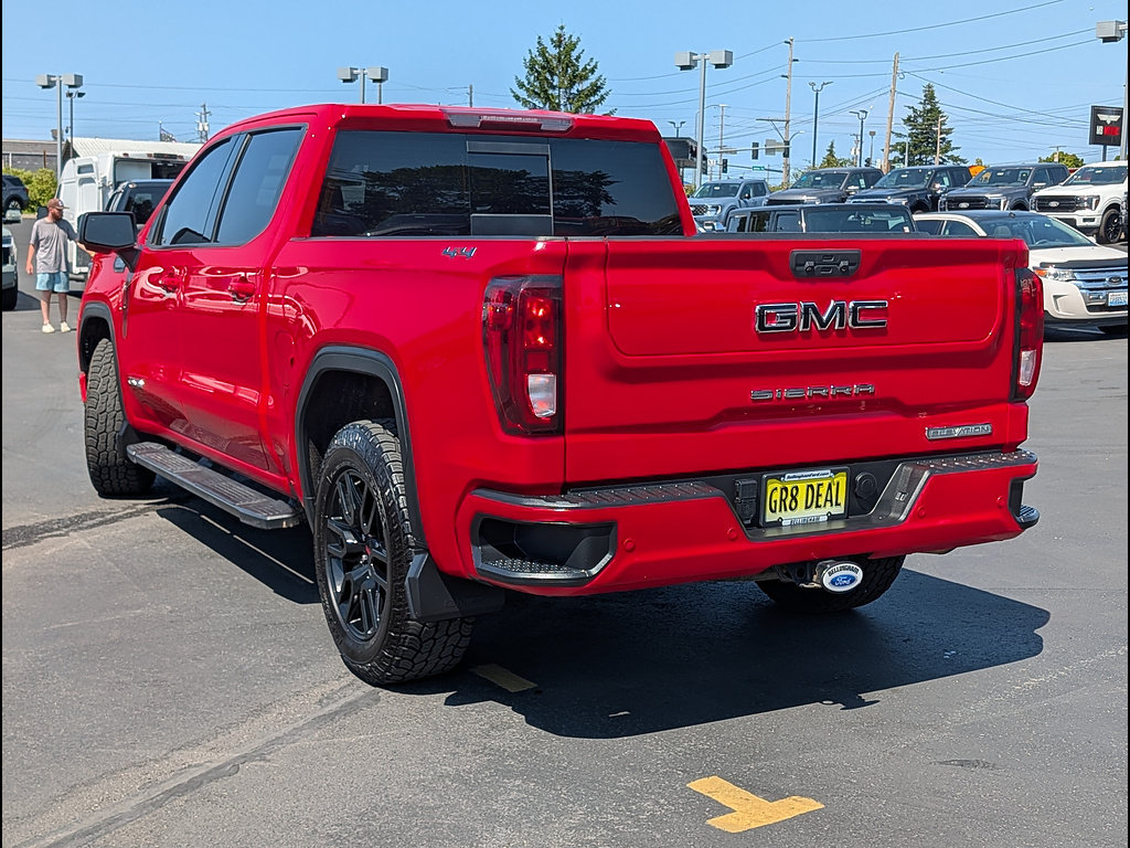 Used 2022 GMC Sierra 1500 Elevation w/ Elevation Premium Package AWD/4WD image 9