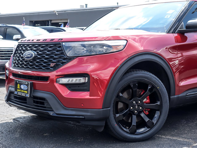 Certified 2022 Ford Explorer ST w/ Equipment Group 401A AWD/4WD image 2