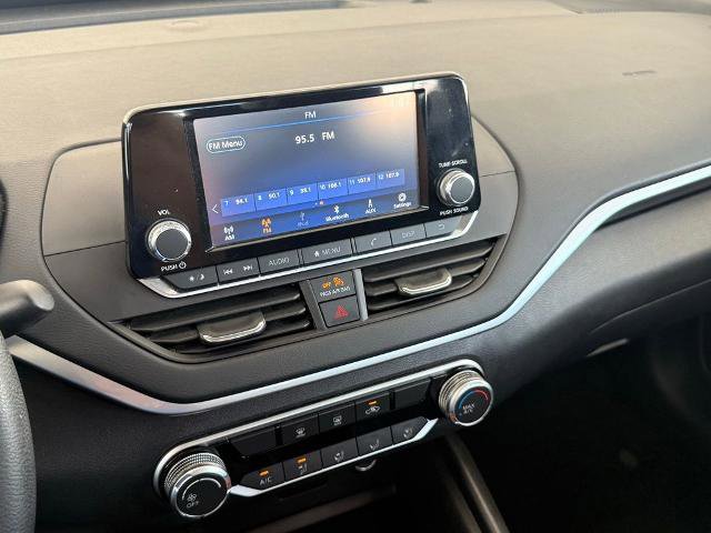 Used 2024 Nissan Altima 2.5 S FWD image 4