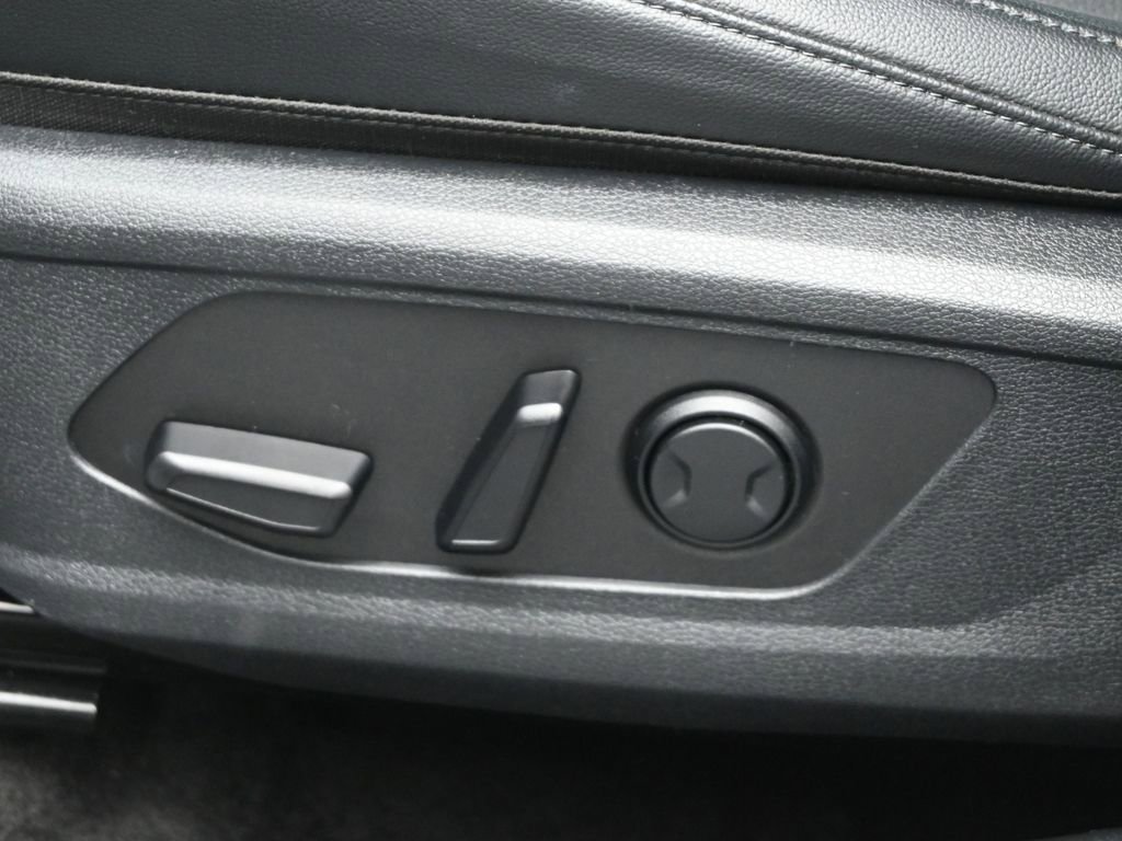 Used 2024 Kia Sportage EX image 10