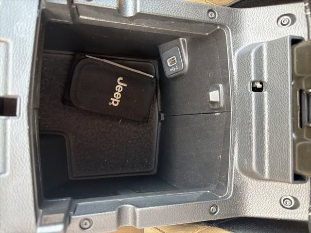 Used 2021 Jeep Wrangler Unlimited Sahara w/ Uconnect 4C Nav & Sound Group AWD/4WD image 35
